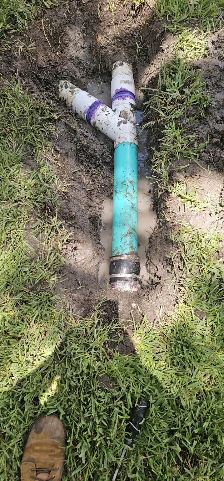Sectional replacement repair to underground yard drainage pipe